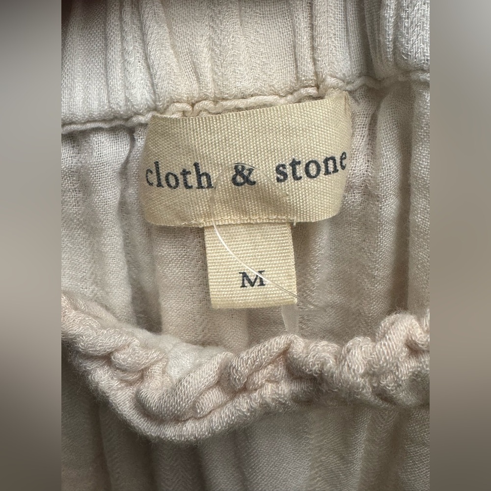 Cloth & Stone Maecy Off the Shoulder - Picture 4 of 5